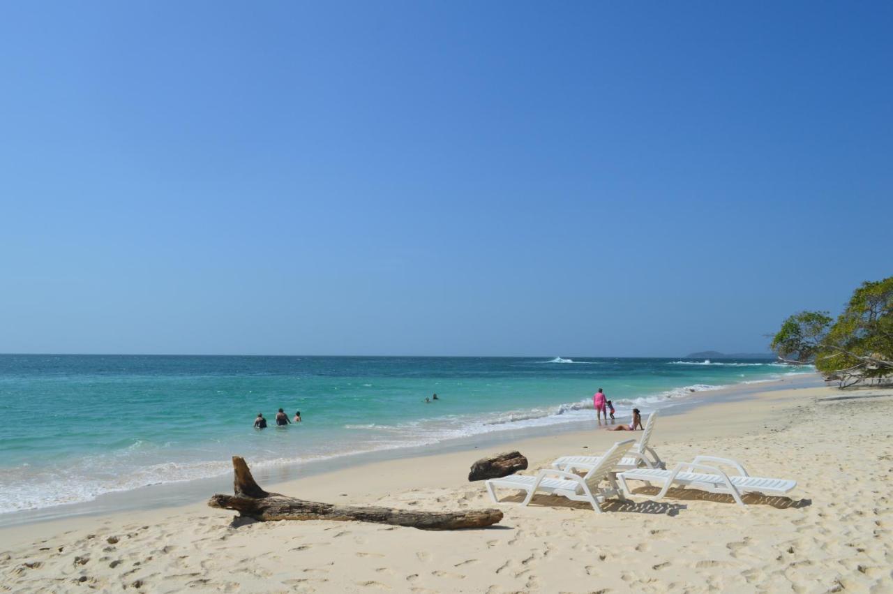 Sonny Island Resort Cabanas Frente Al Mar Punta Bajo Rico Exterior foto